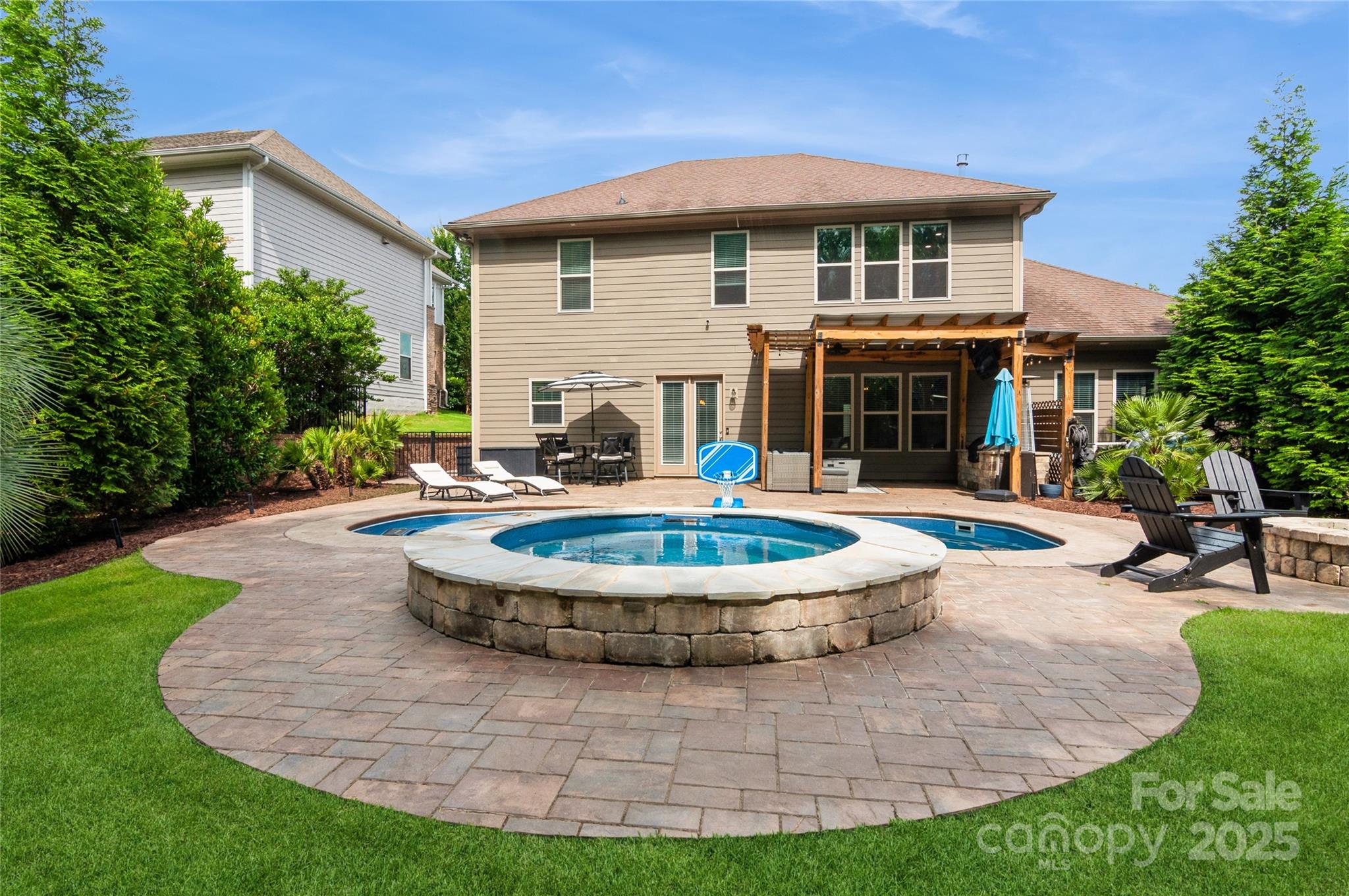 The Preserve At Riverchase - Residential