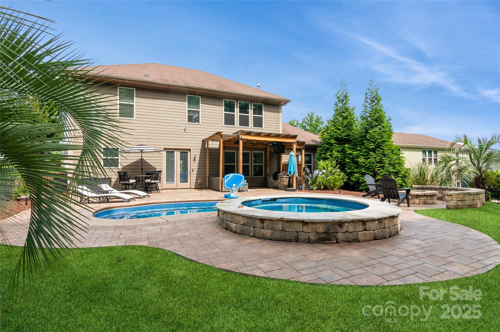 The Preserve At Riverchase - Residential