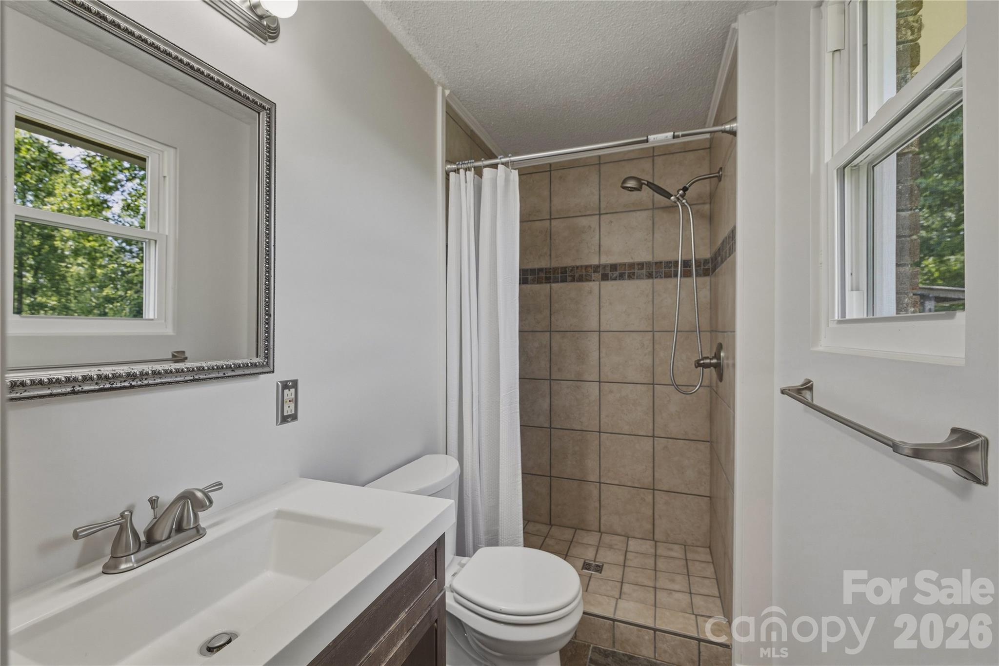 Pinecrest - Residential