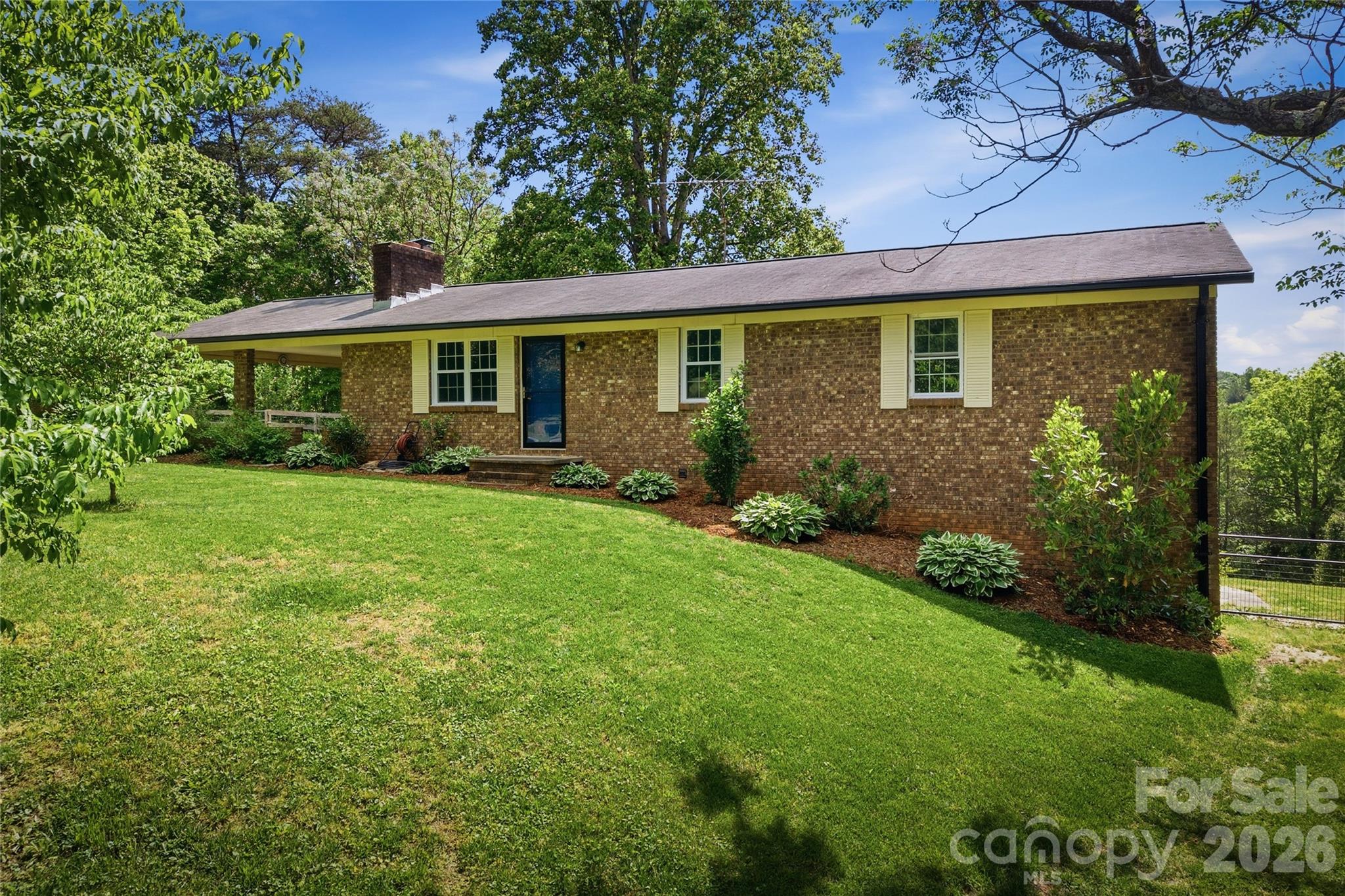 Pinecrest - Residential