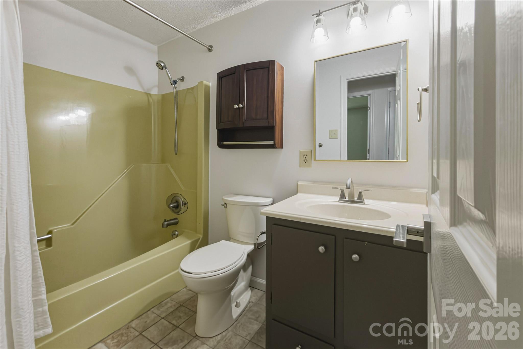 Pinecrest - Residential