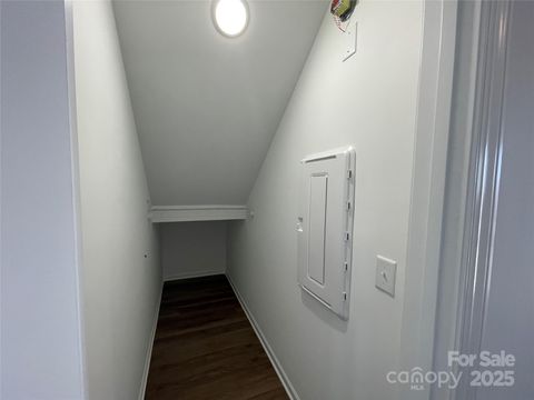 listing image 41