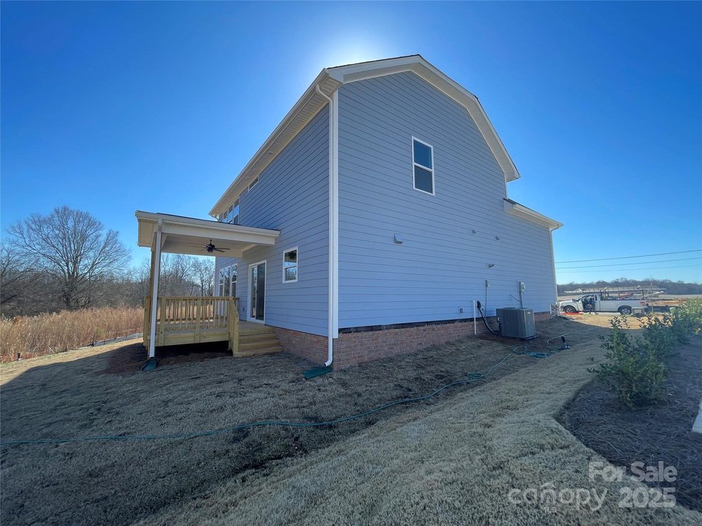 listing image 44