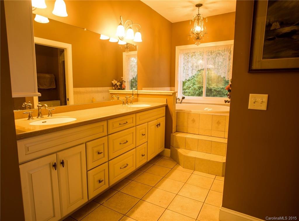 Crystal Tree - Residential