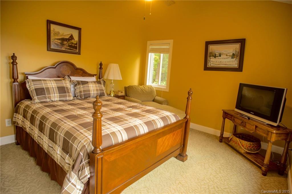 Crystal Tree - Residential