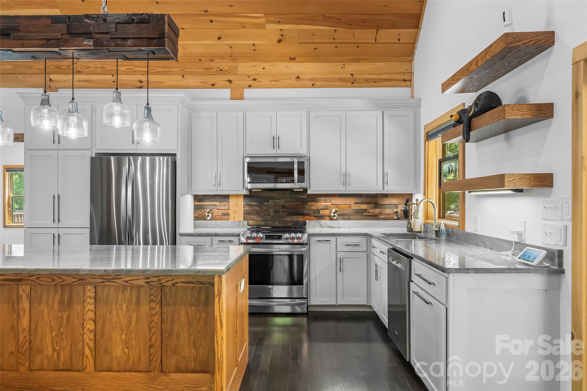 Grandview Peaks - Residential