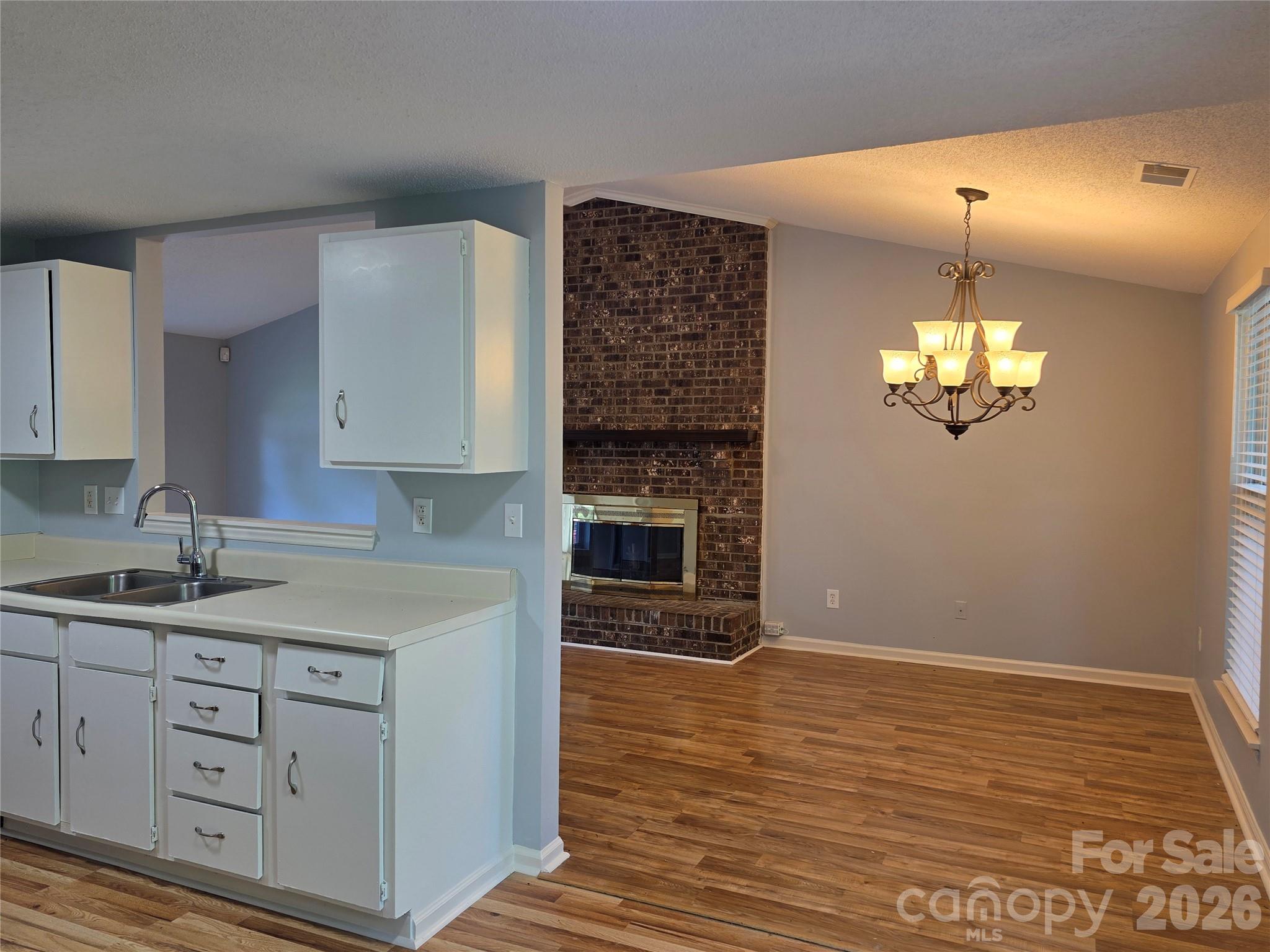 4827 Harri Ann Drive