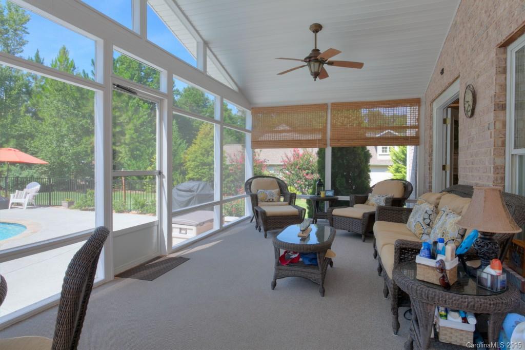 Cowans Ford Park - Residential