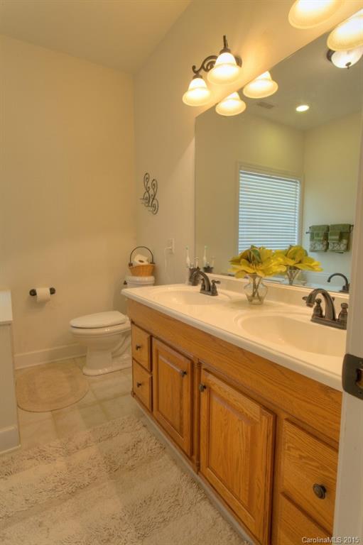 Cowans Ford Park - Residential