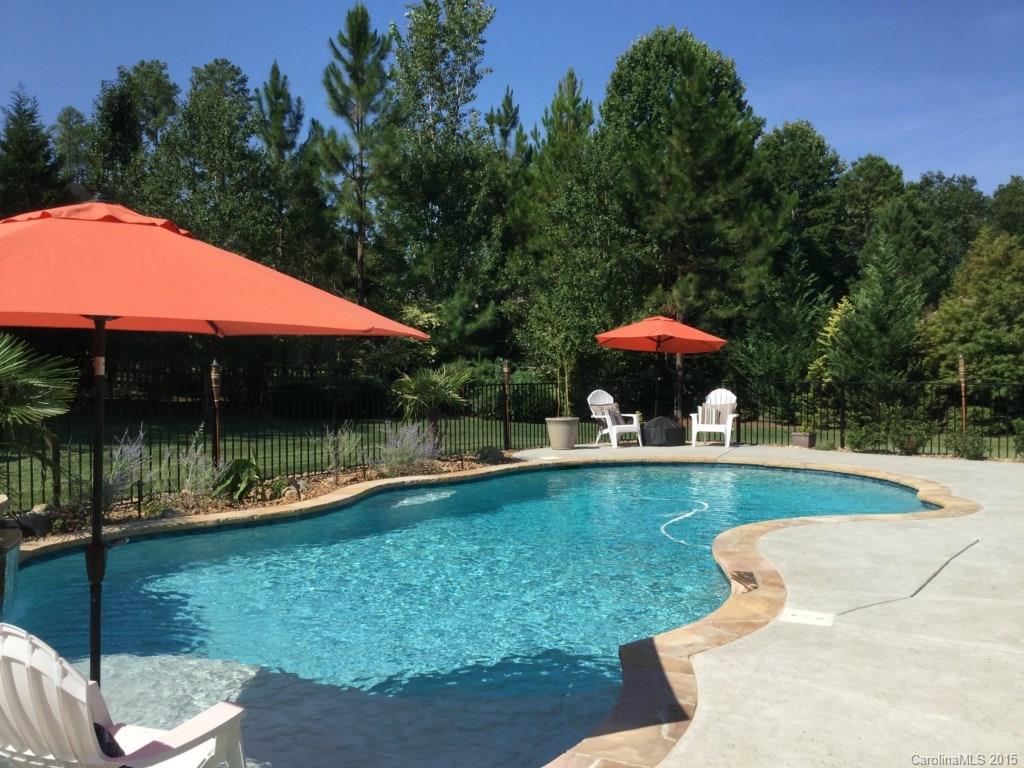 Cowans Ford Park - Residential