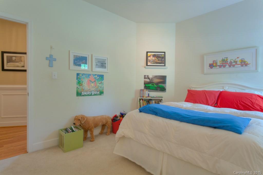 Cowans Ford Park - Residential