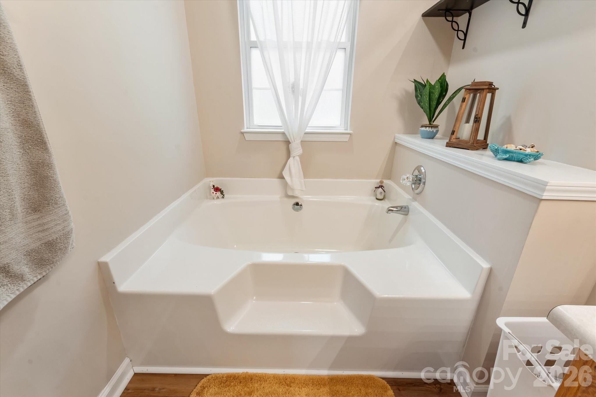 Hutchison Woods - Residential