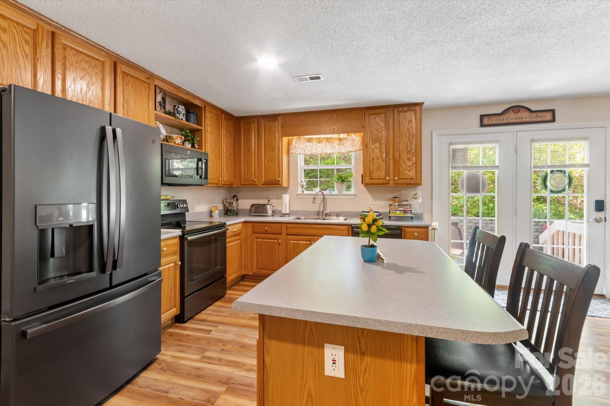 Hutchison Woods - Residential