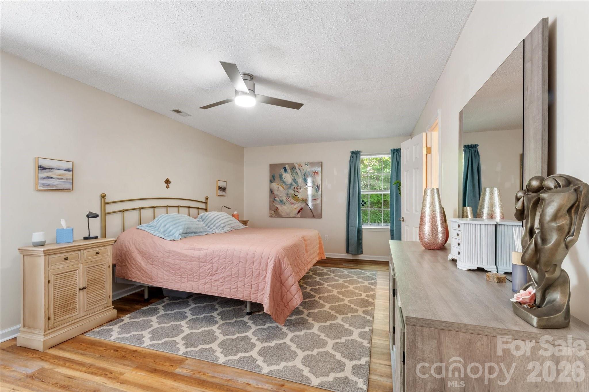 Hutchison Woods - Residential