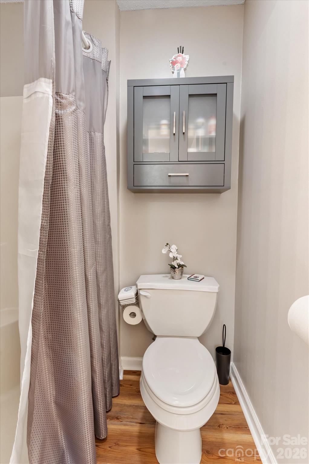 Hutchison Woods - Residential