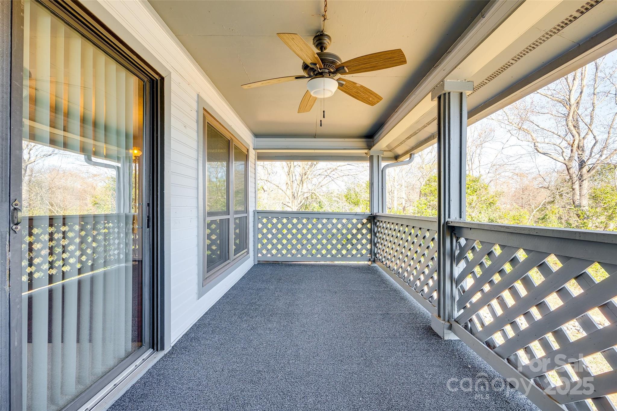 Harris Lake - Residential