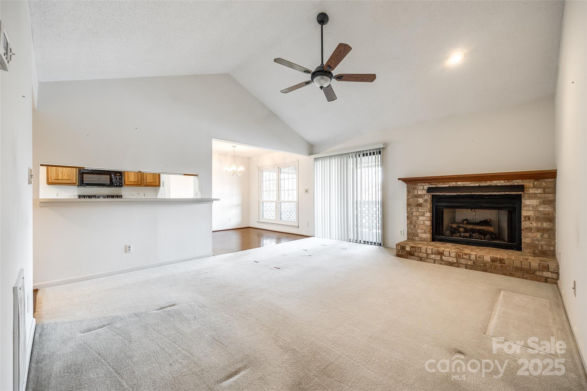 Harris Lake - Residential