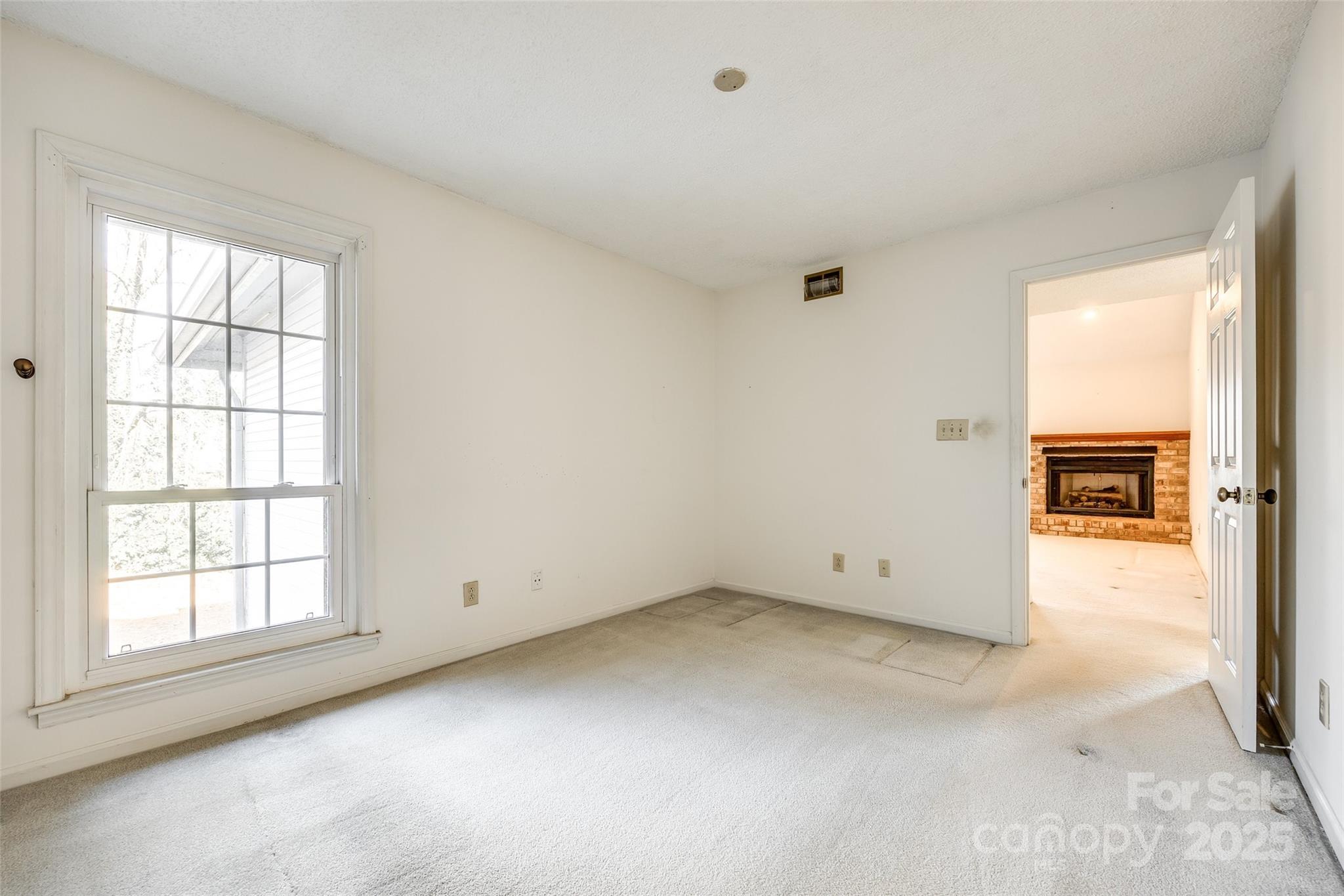 Harris Lake - Residential