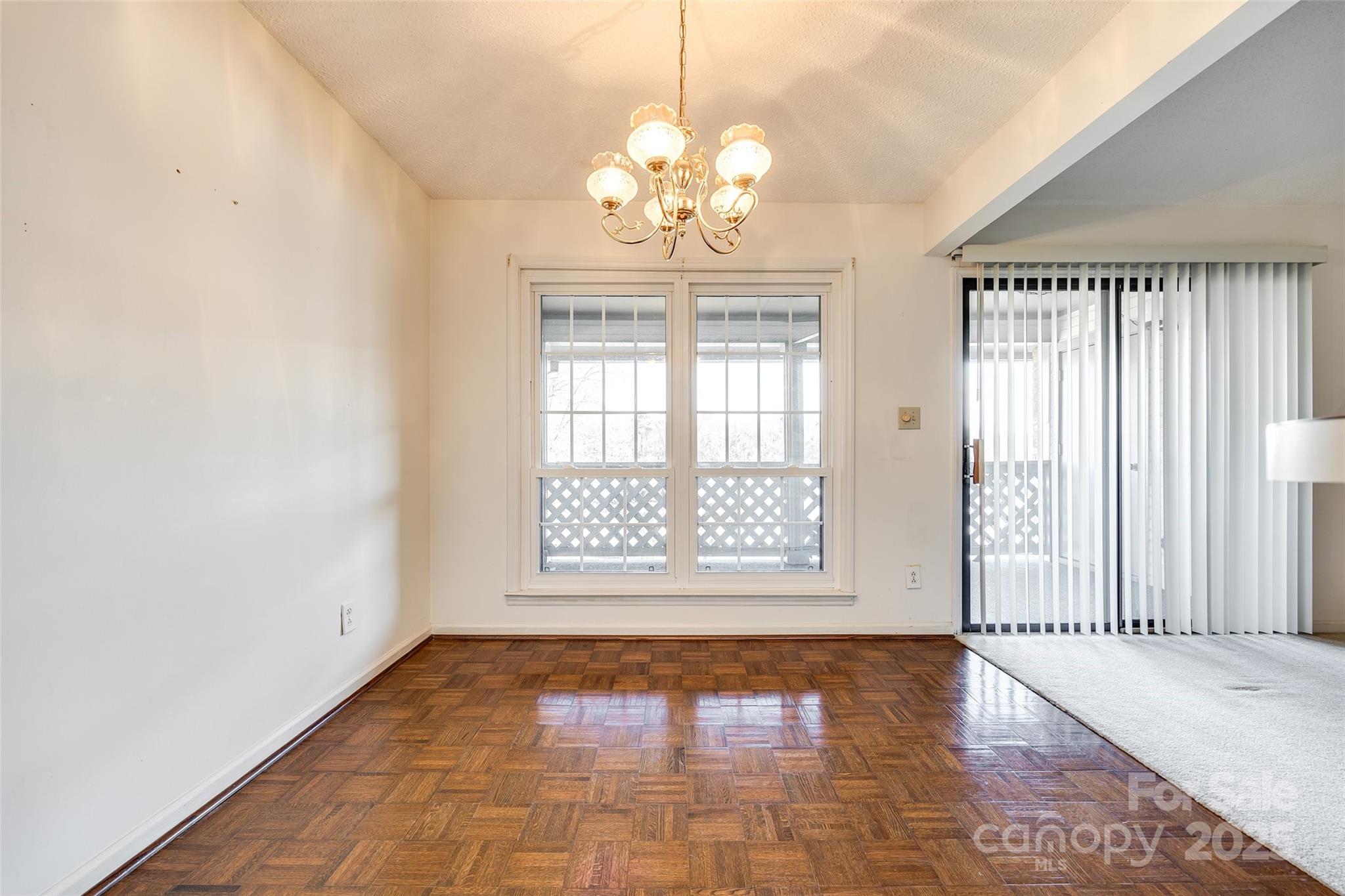 Harris Lake - Residential