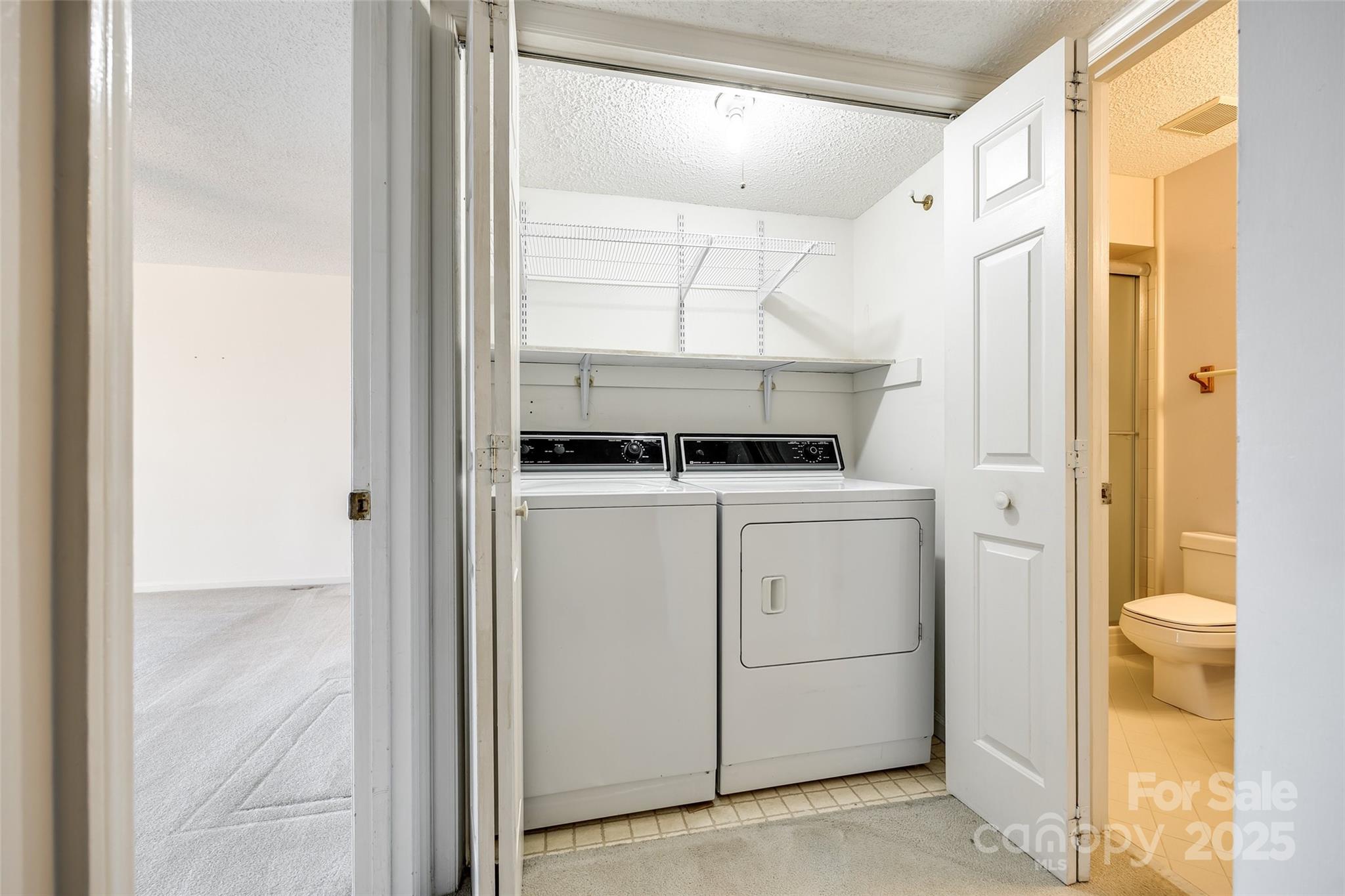 Harris Lake - Residential