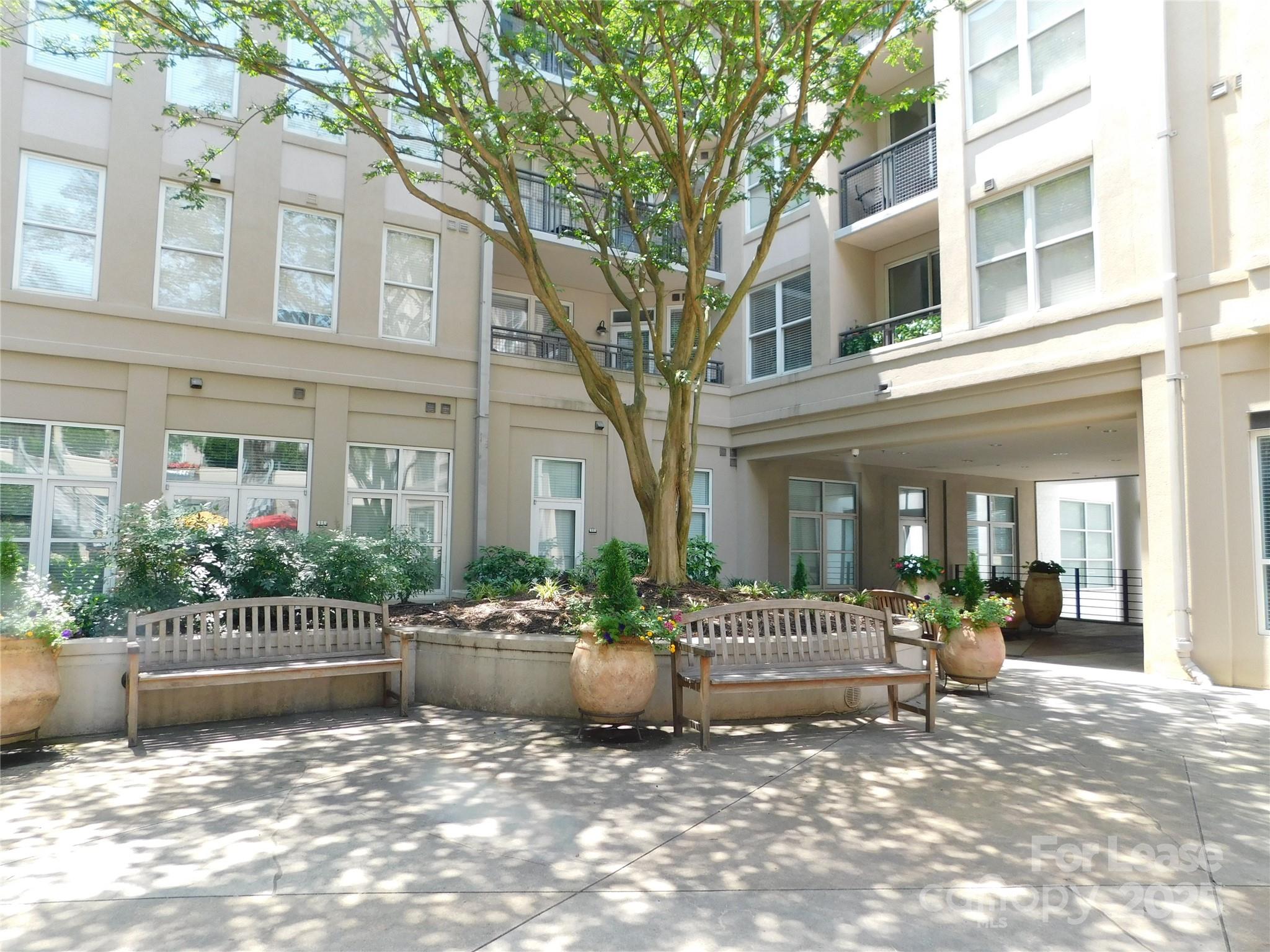 1315 East Boulevard 532