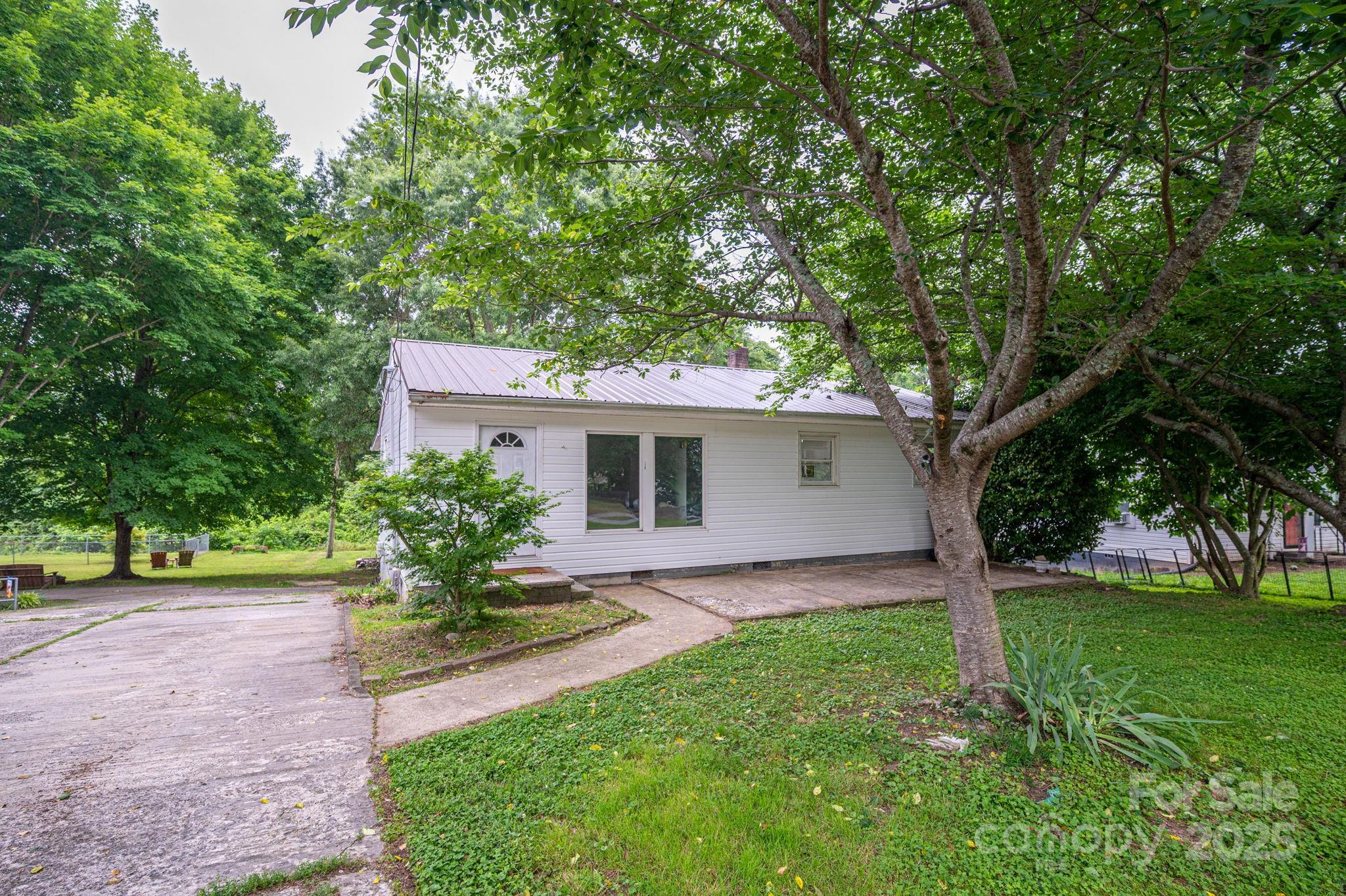 535 Norman Fair Avenue