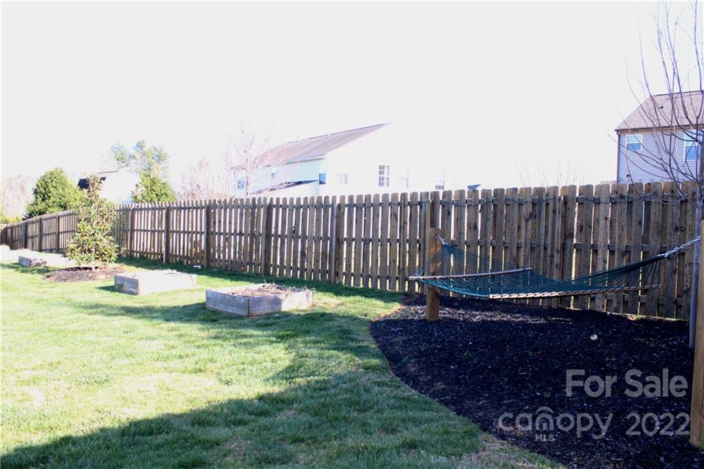 Curtis Pond - Residential