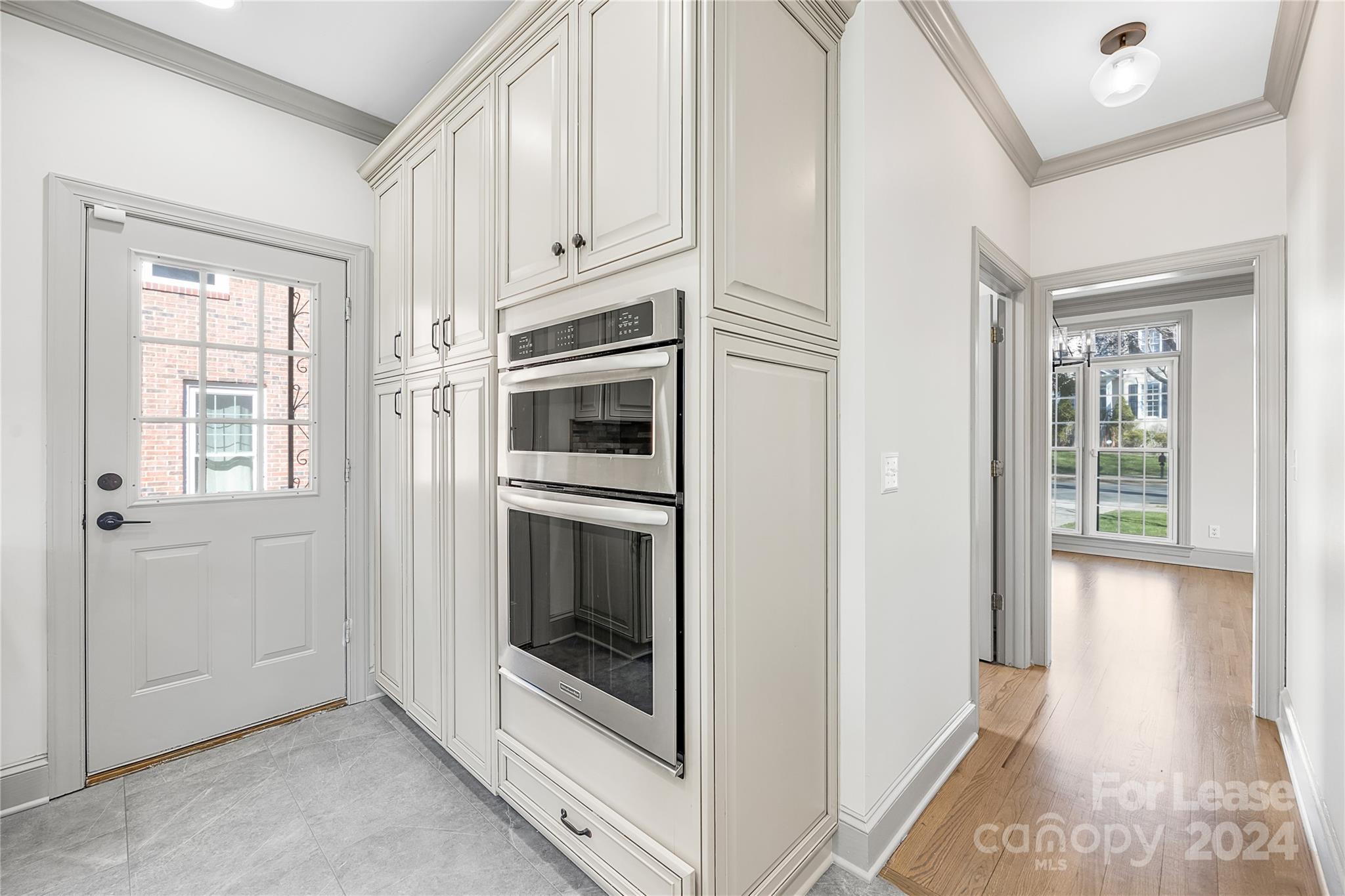 Beverly Crest - Residential Lease