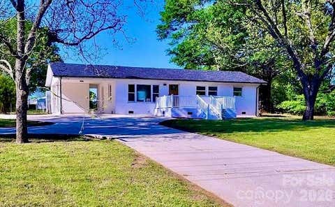 Photo of 1341 Hopewell Road, Rock Hill, SC 29730 (MLS # 4399121)
