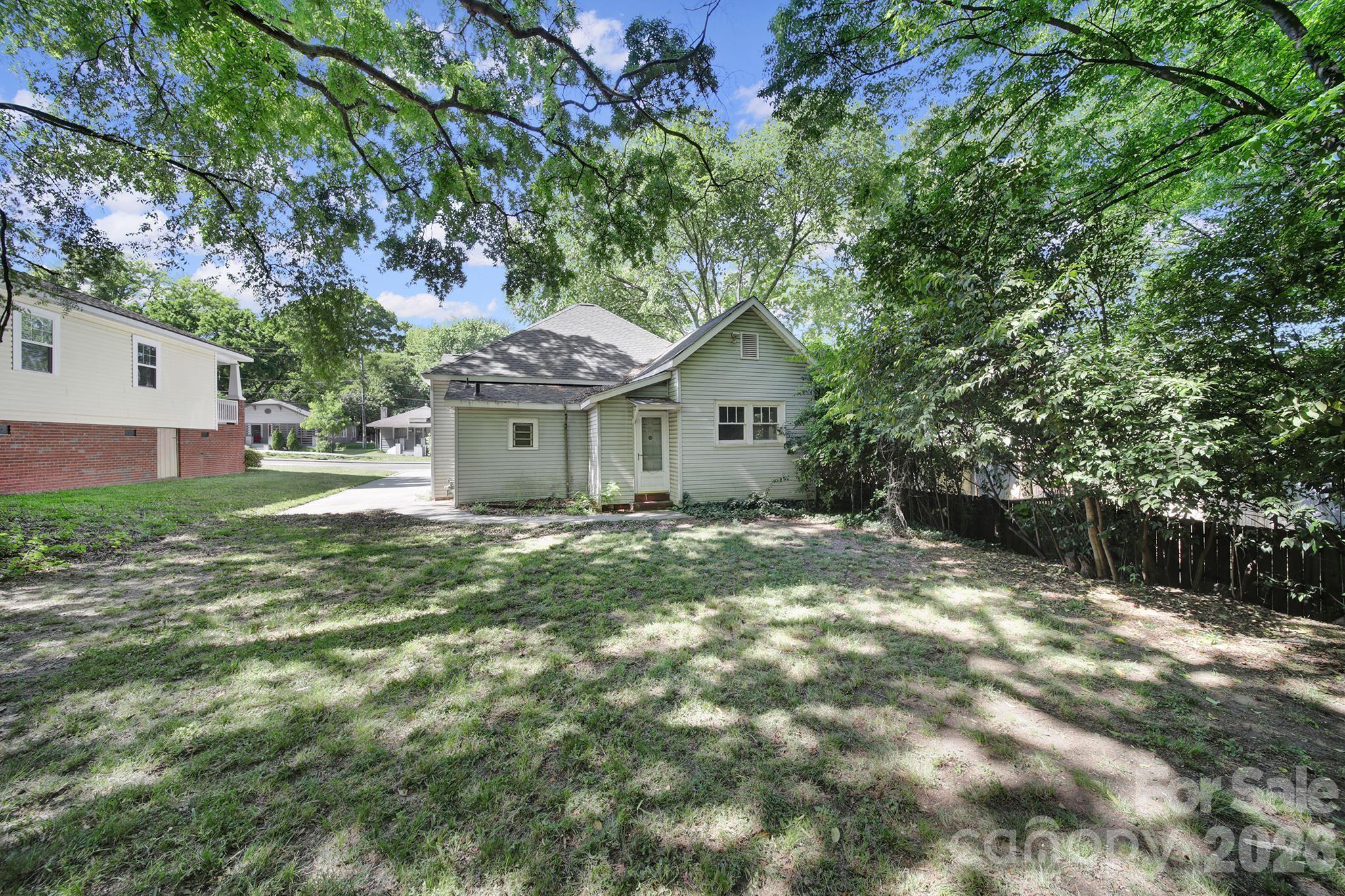 Villa Heights - Residential