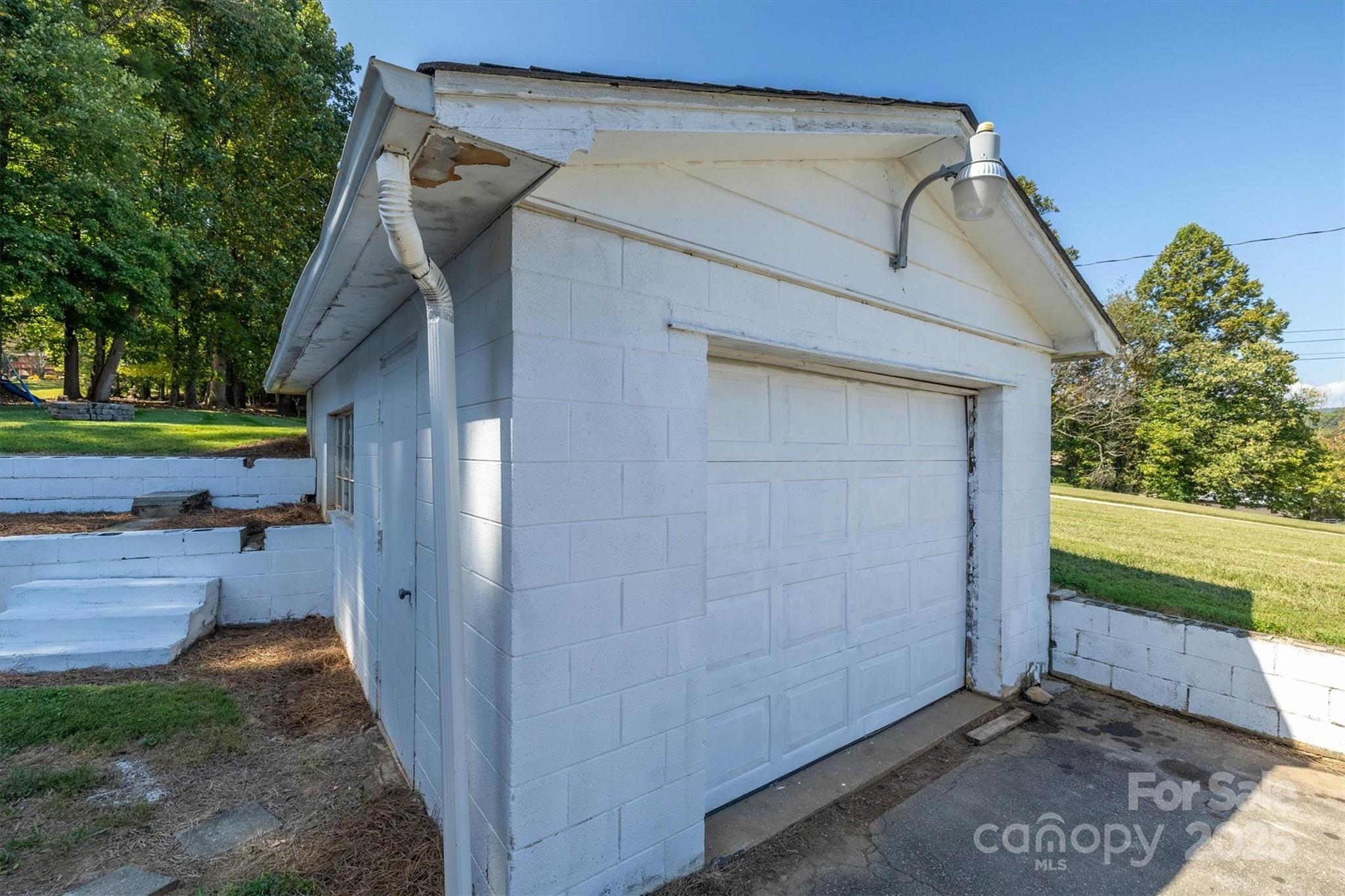 2330 Cedar Rock Circle