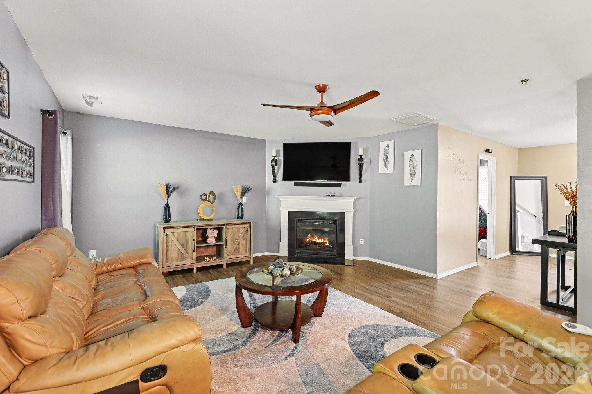 9423 Swallow Tail Lane