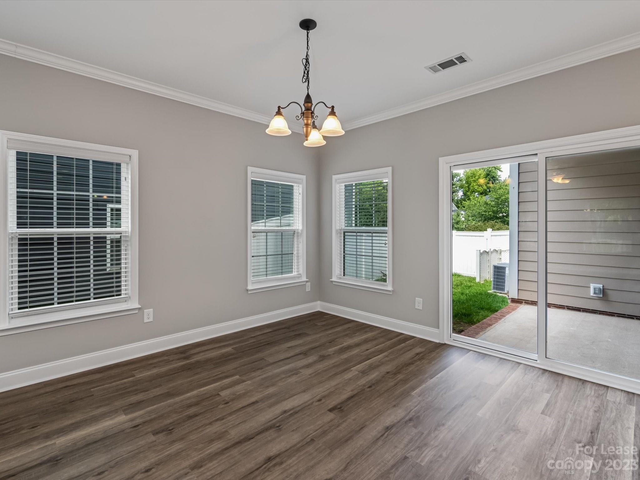 Monteith Park - Residential Lease