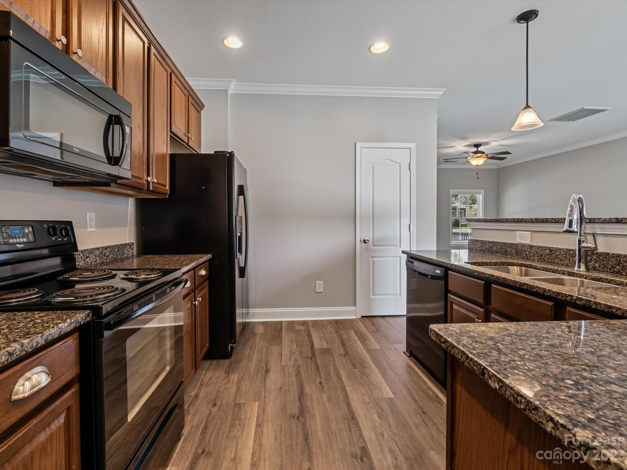 Monteith Park - Residential Lease