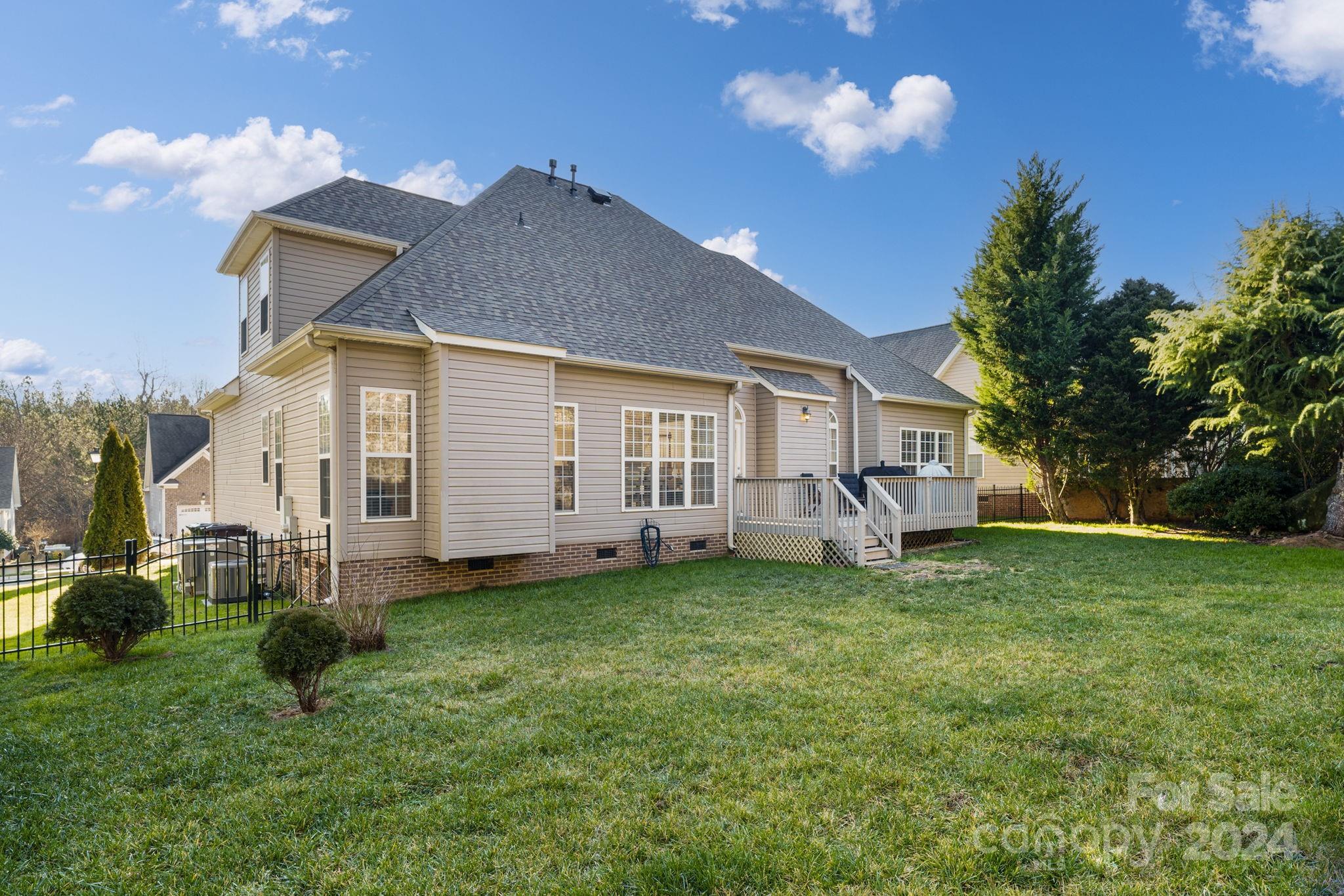 Seven Oaks - Residential