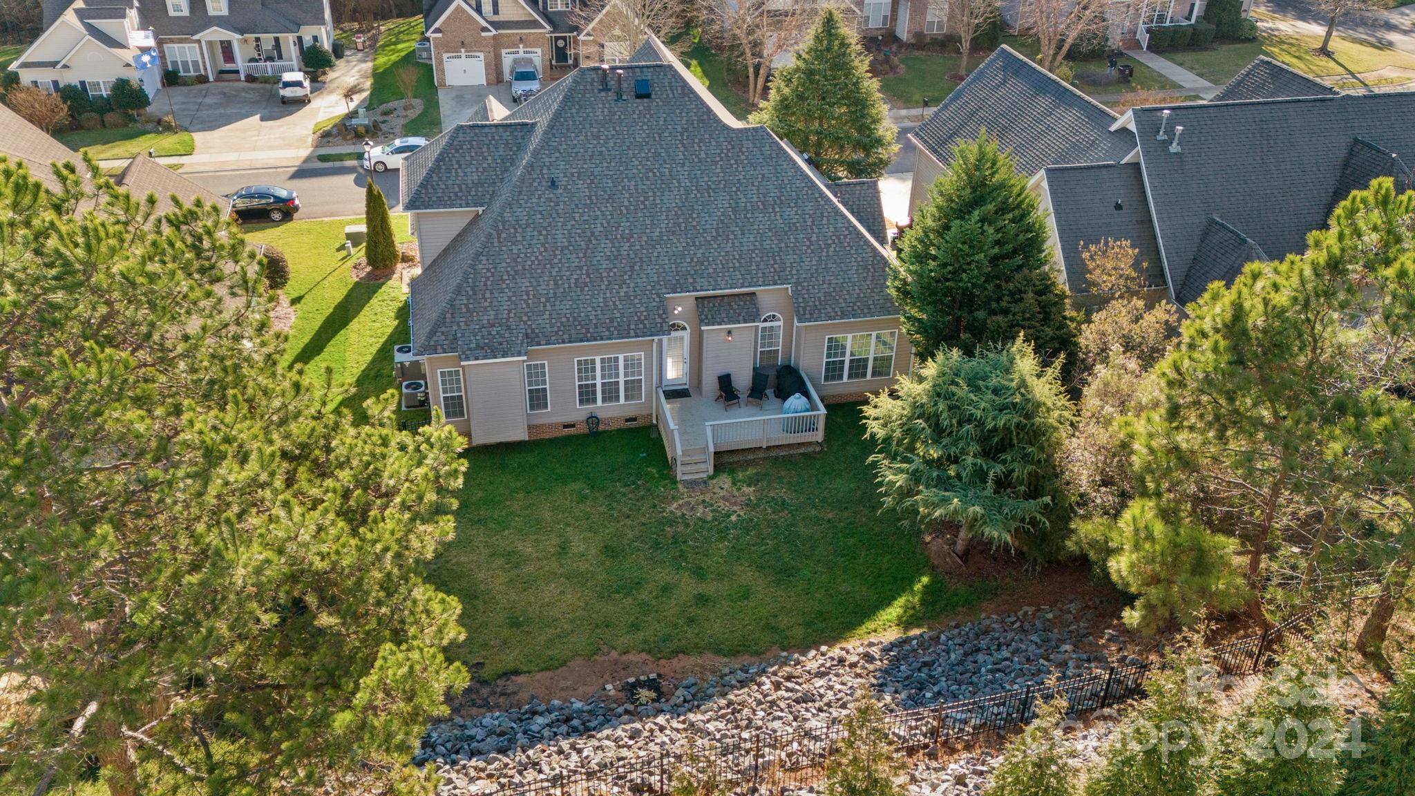 Seven Oaks - Residential