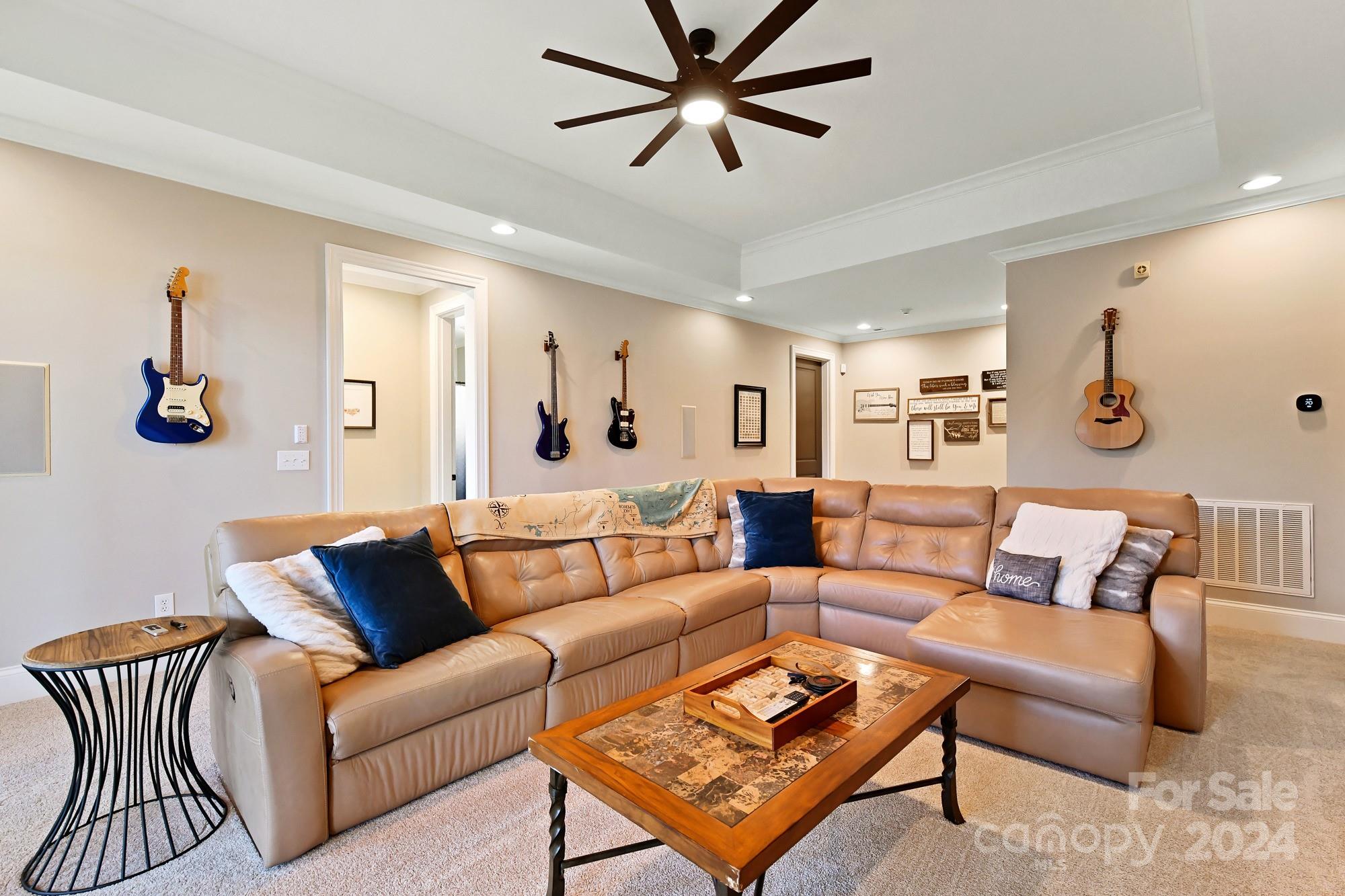 Pointe Regatta - Residential