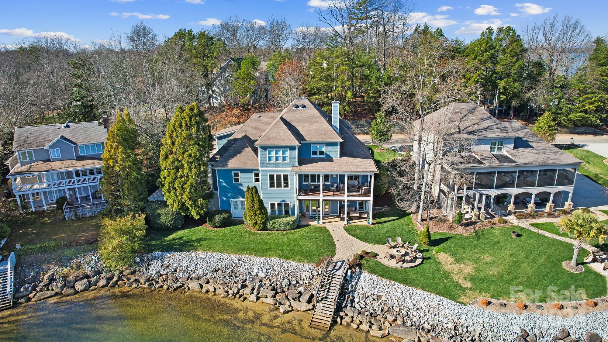 Pointe Regatta - Residential