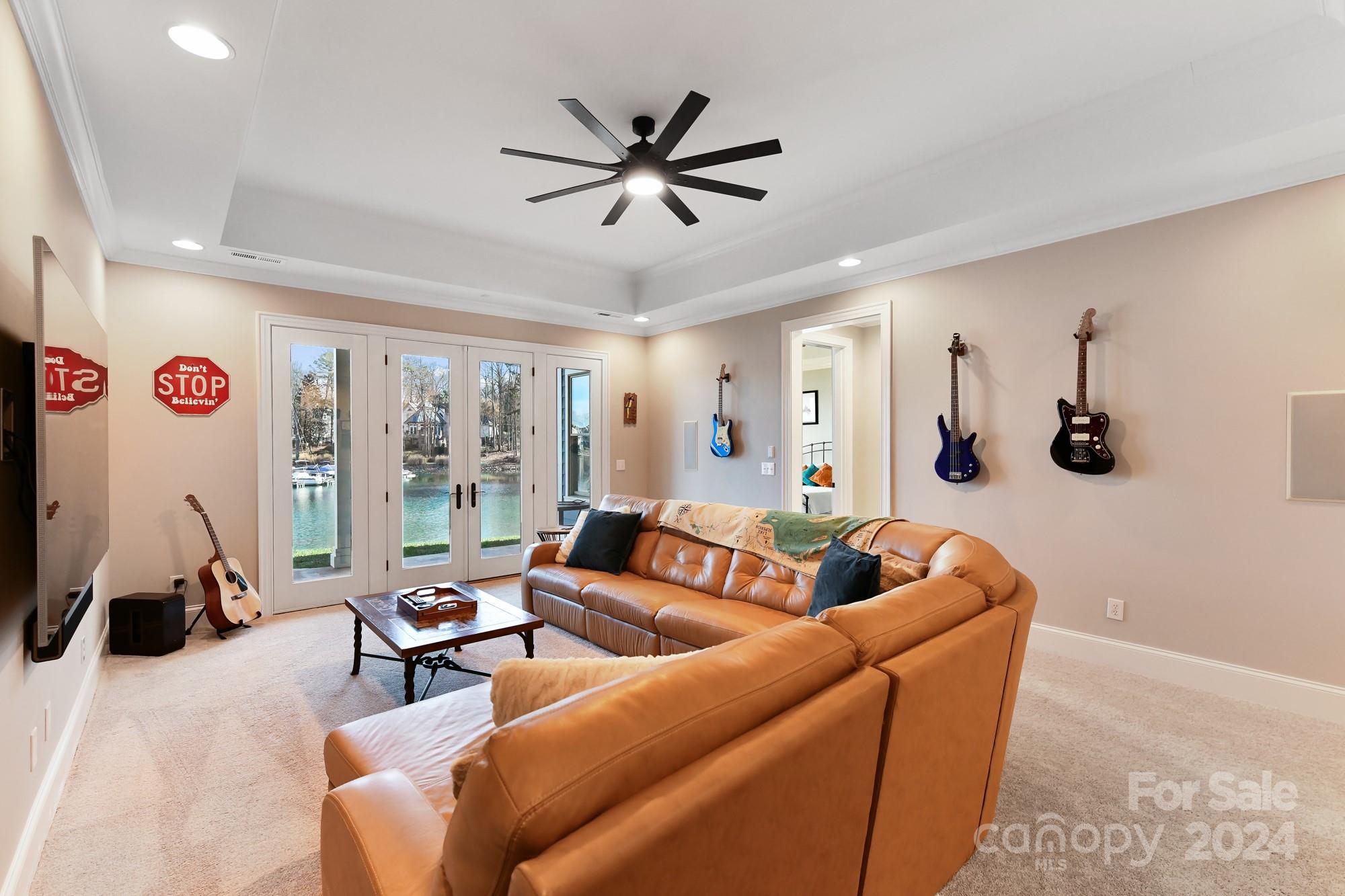 Pointe Regatta - Residential