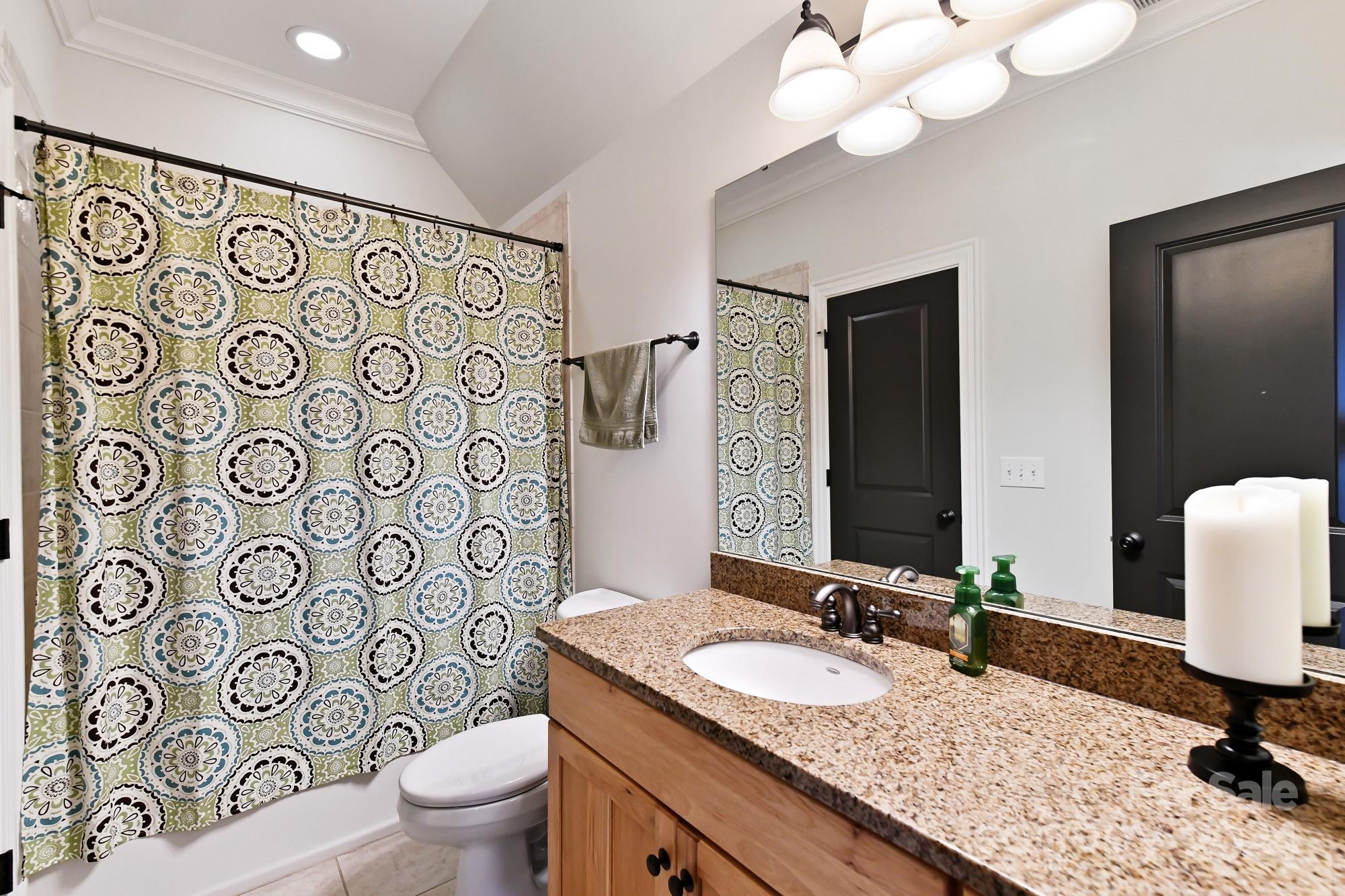 Pointe Regatta - Residential