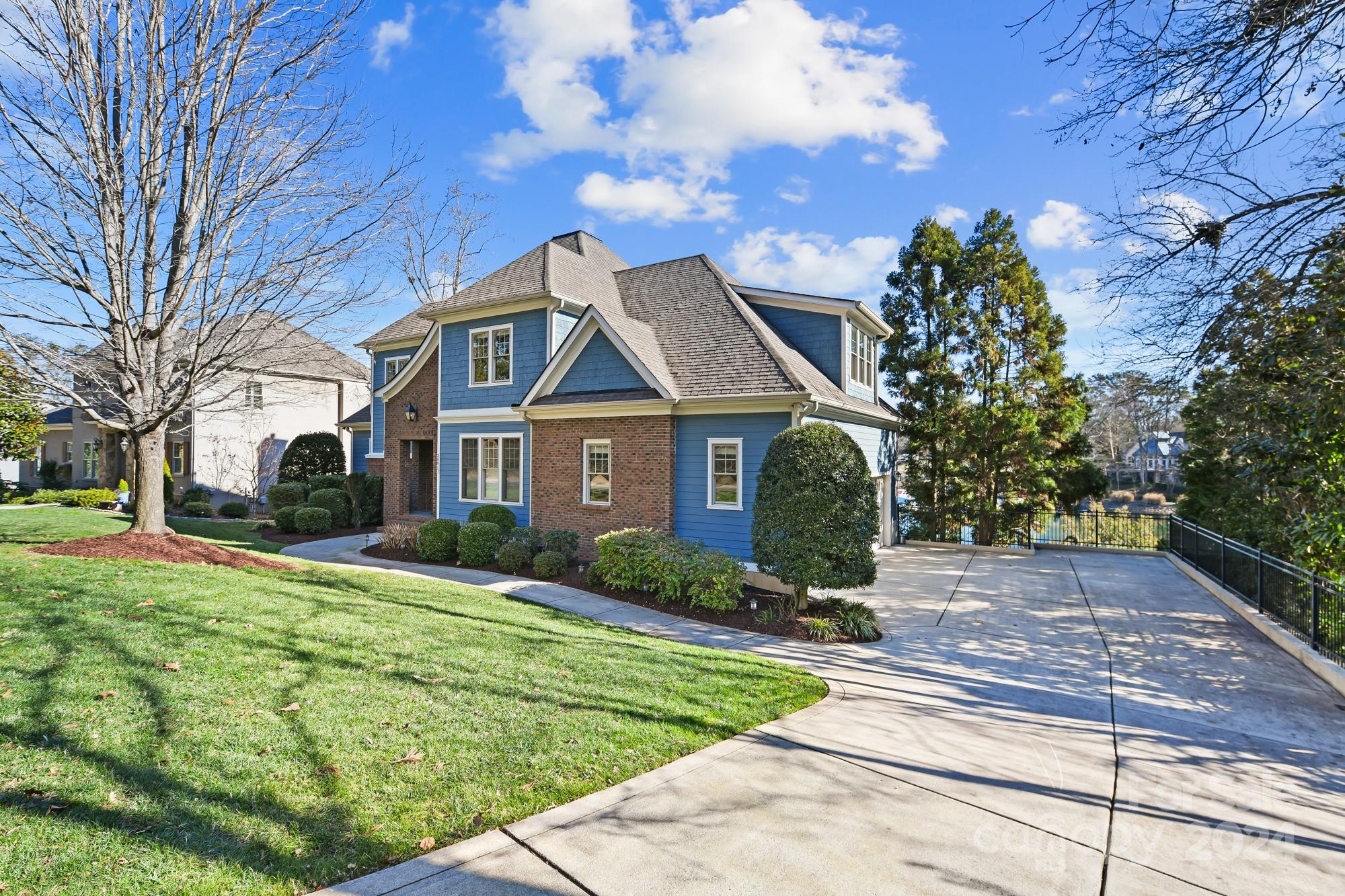 Pointe Regatta - Residential