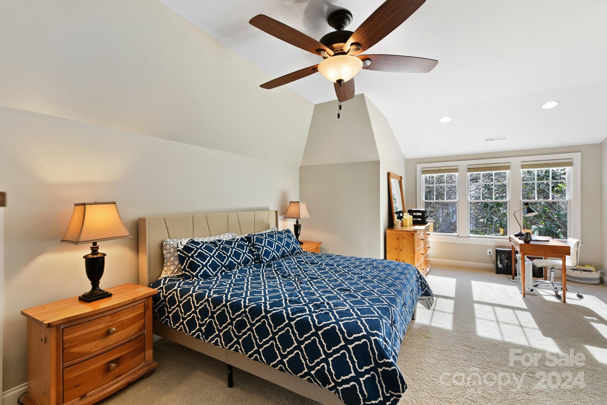 Pointe Regatta - Residential