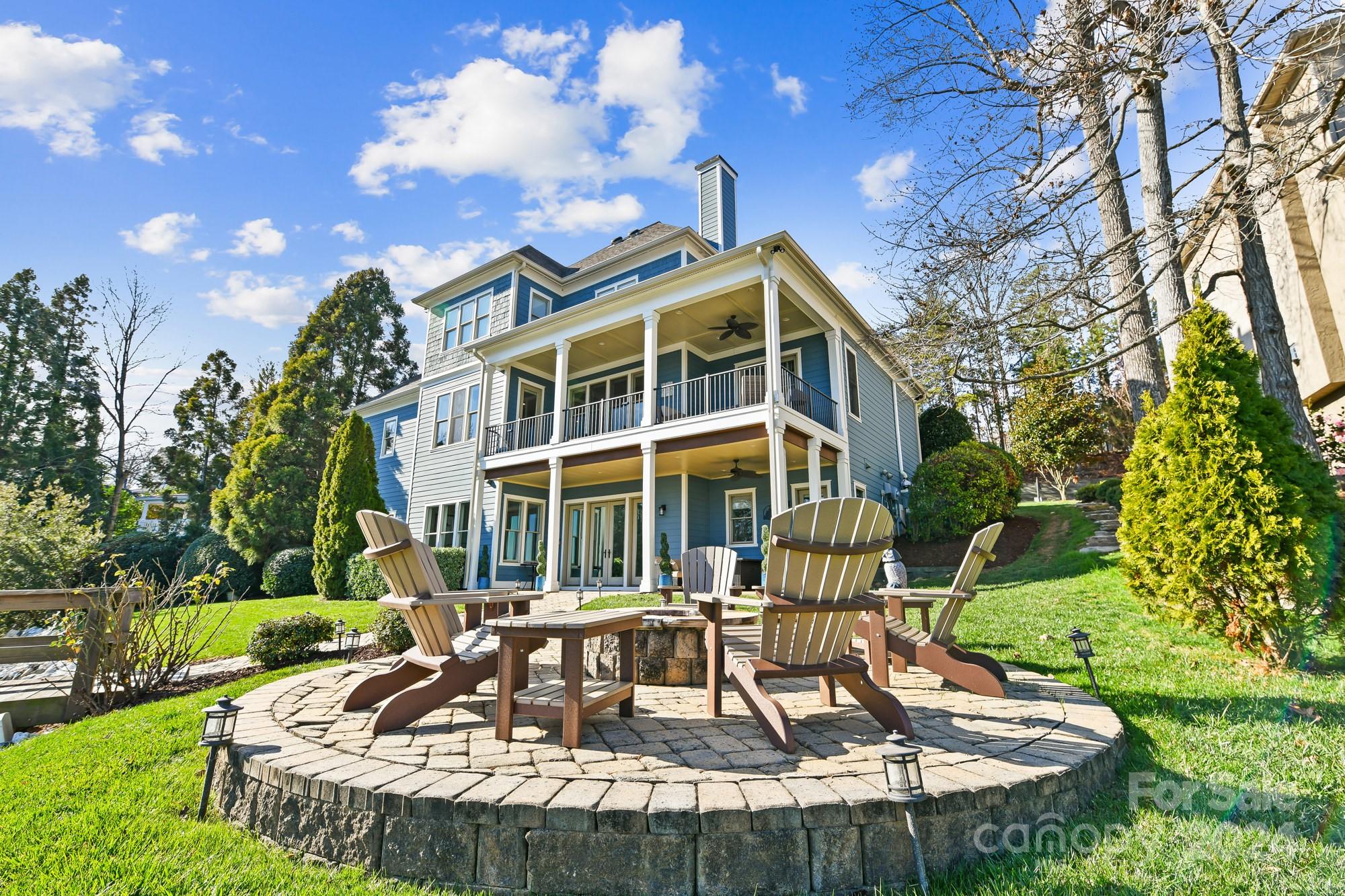 Pointe Regatta - Residential