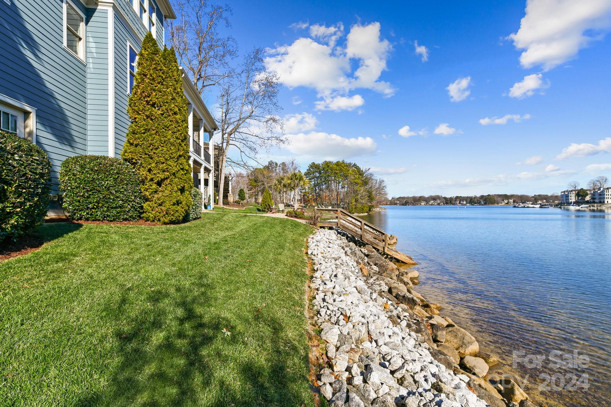 Pointe Regatta - Residential