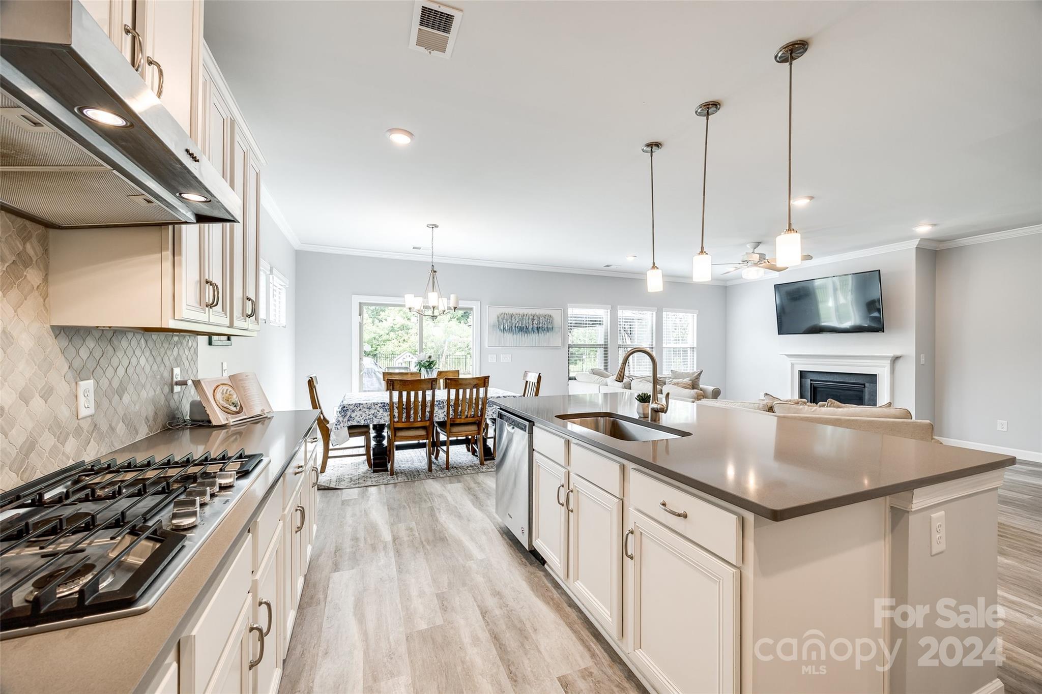 Saxon Place - Residential