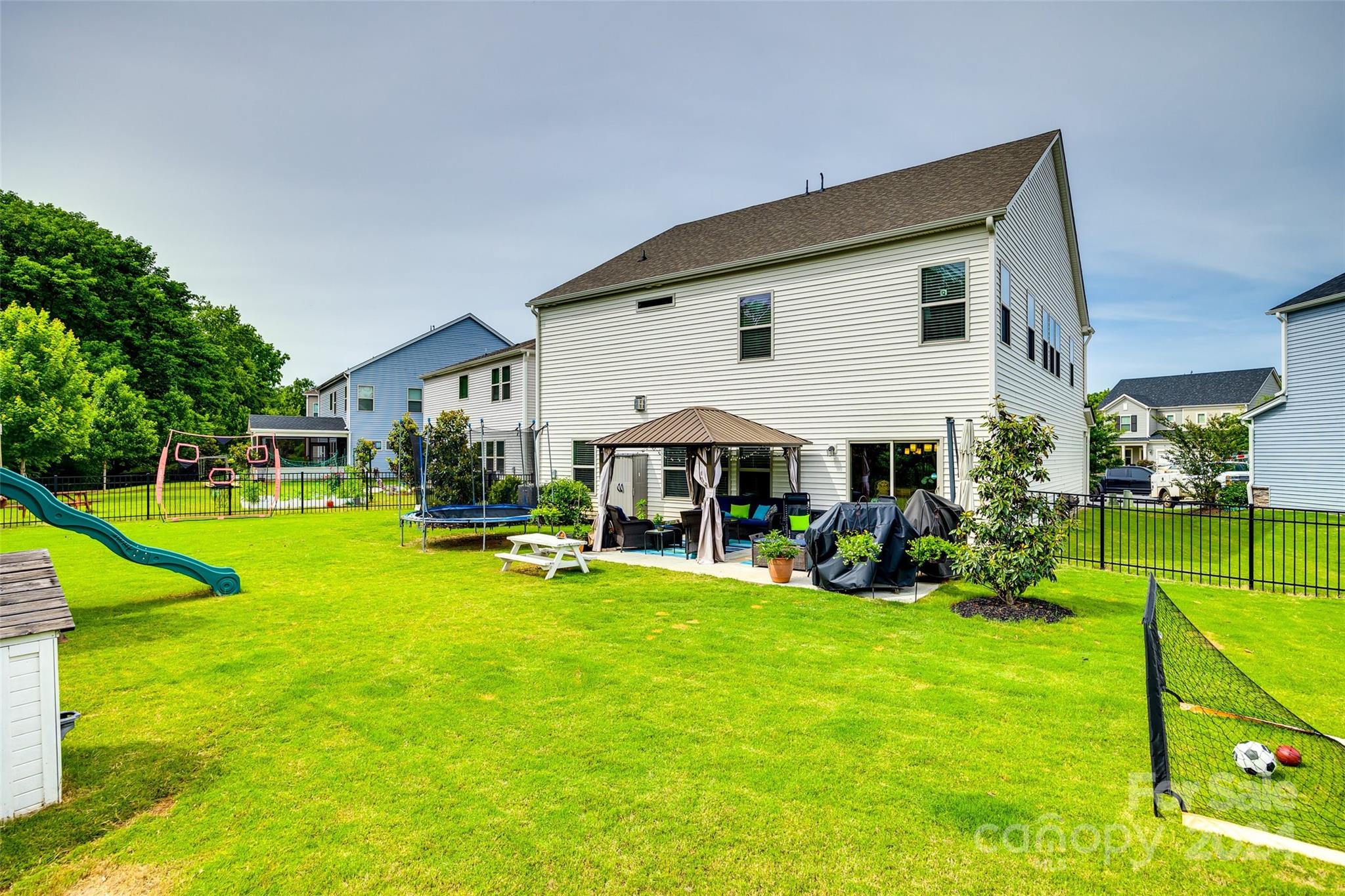 Saxon Place - Residential