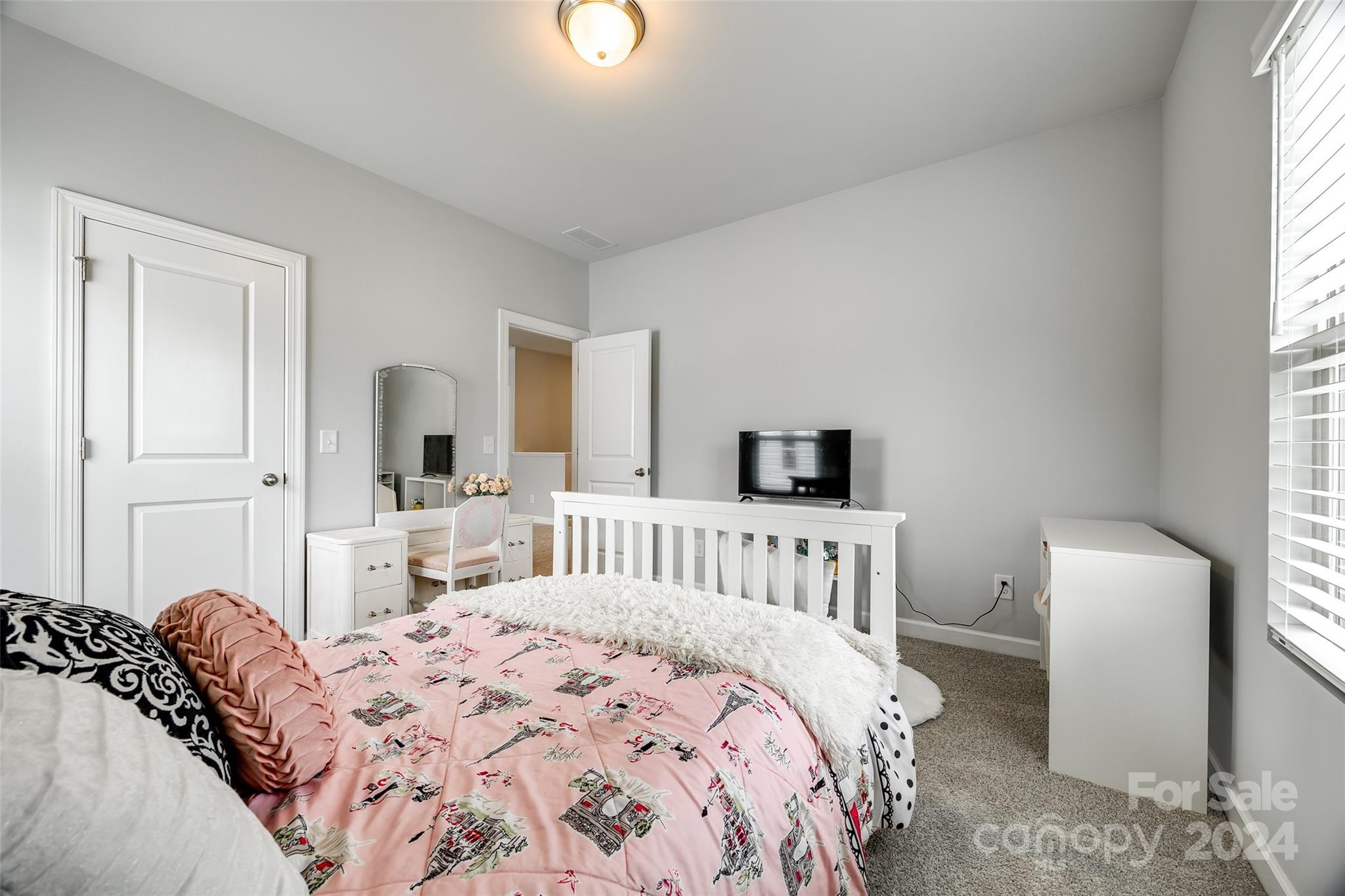 Saxon Place - Residential