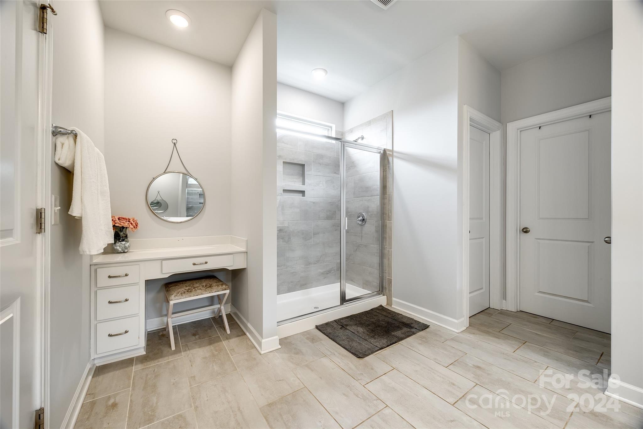 Saxon Place - Residential