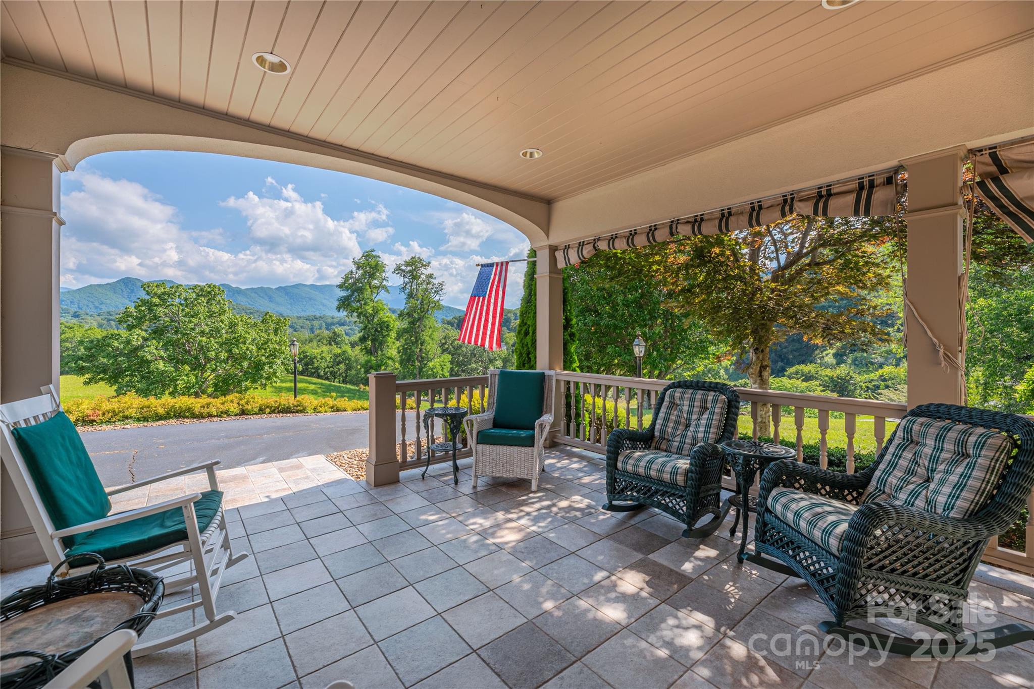 31 Chickering Lane