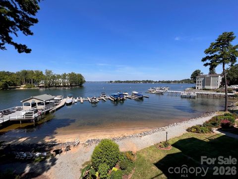 20407 Harborgate Court 400 Cornelius NC 28031